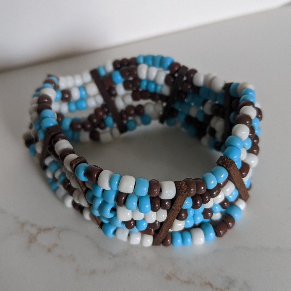 Small beaded bracelet